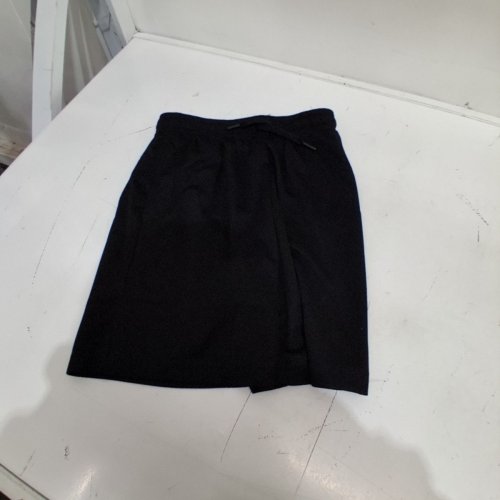 BOYS REEBOK MESH TRAINING SHORTS - LARGE (10/12) - BLACK image 3