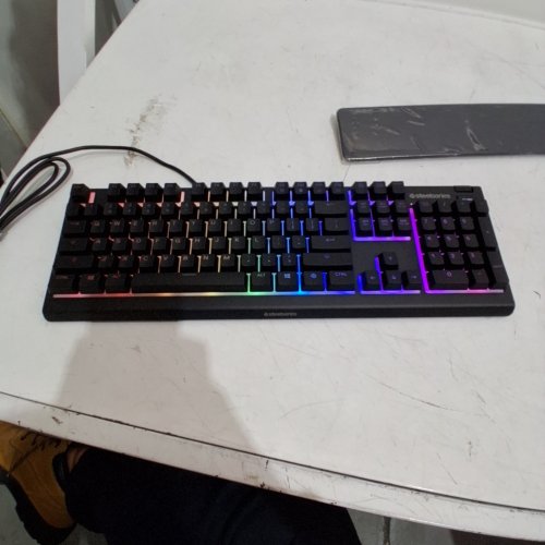 STEELSERIES APEX 3 RGB GAMING KEYBOARD - 10-ZONE RGB ILLUMINATION, IP32 WATER RESISTANT, PREMIUM MAGNETIC WRIST REST, WHISPER QUIET GAMING SWITCHES (MODEL: APEX 3) image 2