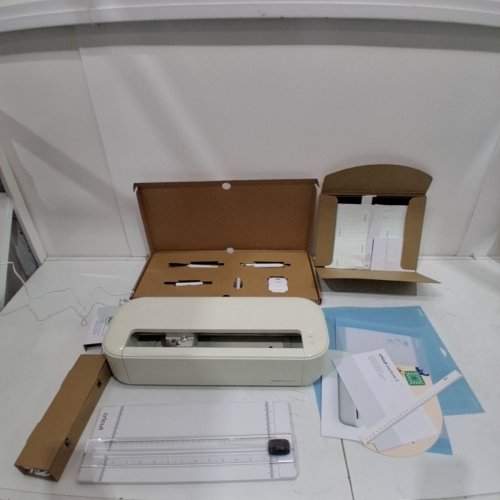 CRICUT EXPLORE 5 CUTTING MACHINE - TAUPE (MODEL: CXPL204C / 8003147) image 2