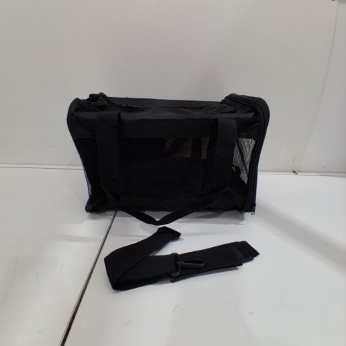 ONE PAW LEIGHTWEIGHT SOFT PET CARRIER - SMALL - BLACK image 2