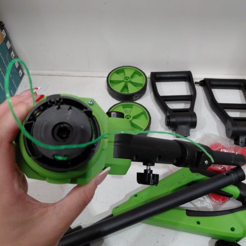 BATTERY OPERATED 4-IN-1 CORDLESS BRUSH CUTTER/WEED EATER/GRASS TRIMMER/LAWN MOWER WITH ACCESSORIES - 21 V 2000 RPM - GREEN (MODEL: LM-21) image 4