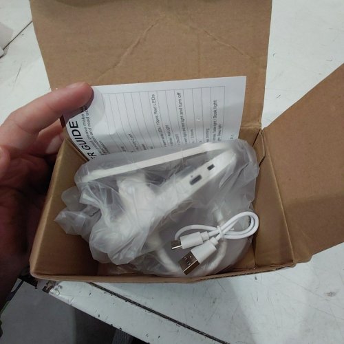 RECHARGEABLE CLIP-ON LED RED LIGHT LAMP - WHITE image 2