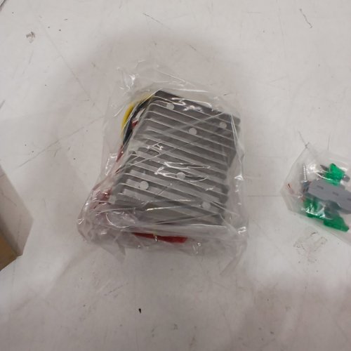 WATERPROOF VOLTAGE REDUCER DC-DC CONVERTER - 240W/17 V-36 V - BLACK image 3