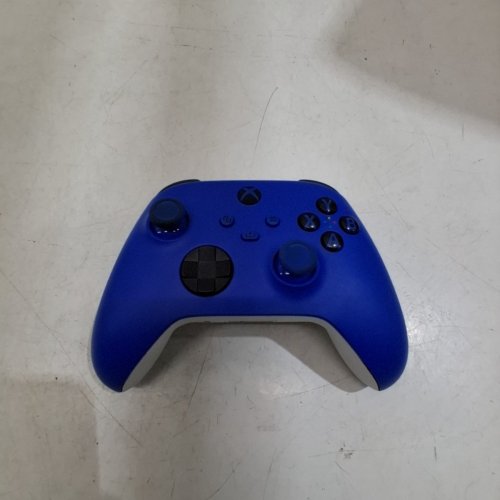 XBOX ONE CORE CONTROLLER - SHOCK BLUE image 3