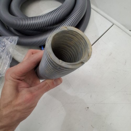 DUST COLLECTION HOSE FOR SHOP VACUUMS 1-1/4" WITH ADAPTERS - 20FT - GREY/BLACK image 4