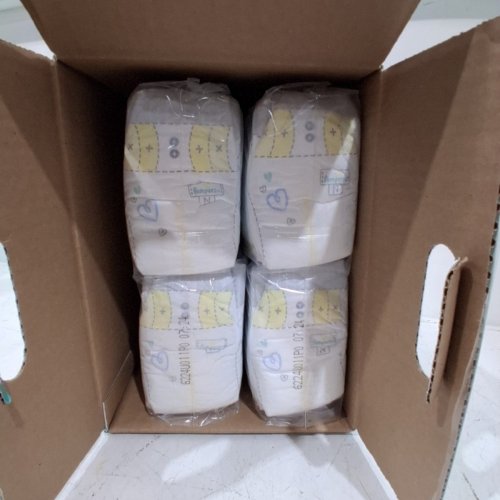 136 COUNT PAMPERS SWADDLERS DIAPERS NEWBORN/SIZE 0 (< 10 LB / < 4.5 KGS ) image 2
