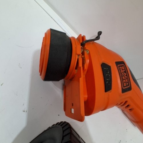 BLACK+DECKER CORDLESS 6.5 AMP 3-IN-1 STRING TRIMMER, EDGER & LAWN MOWER *TOOL ONLY* - ORANGE/BLACK (MODEL#: MTC220) image 4