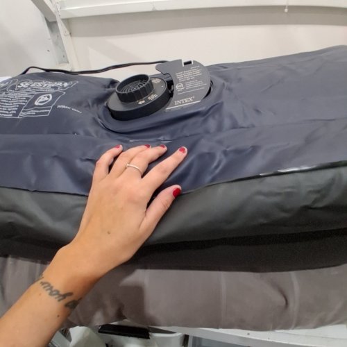 INTEX DURA-BEAM PLUS SELF-INFLATING/DEFLATING AIR MATTRESS WITH BUILT-IN PILLOW & AIR PUMP - TWIN 16.5" X 39" X 75" - NAVY BLUE/GREY (MODEL: AP619D/64121ED) image 2