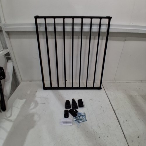 SAFETY FIRST TOP OF THE STAIRS EXPANDABLE METAL BABY GATE - 27" - 42" X 28" - BLACK (MODEL: GA090CBLKF2 image 2