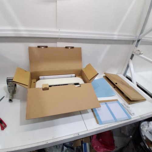 CRICUT EXPLORE 5 SMART CUTTING MACHINE WITH DELUXE BUNDLE - TAUPE (MODEL: CXPL204C / 8003147) image 3