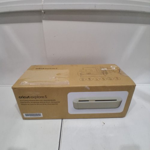 CRICUT EXPLORE 5 SMART CUTTING MACHINE WITH DELUXE BUNDLE - TAUPE (MODEL: CXPL204C / 8003147) image 6