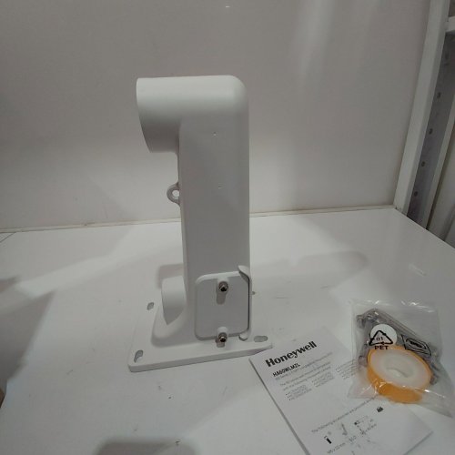 HONEYWELL WALL MOUNT BRACKET COMPATIBLE WITH SERIES 70, 60 AND 35 PTZ CAMERAS - WHITE (MODEL: HA60WLMZL) image 4