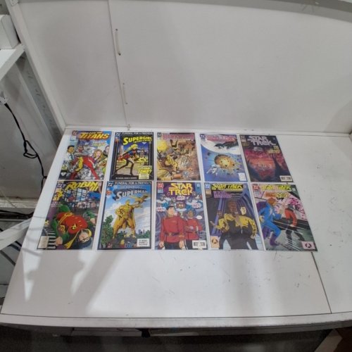 10 ASSTD DC COMIC BOOKS - VARIOUS AUTHORS image 2