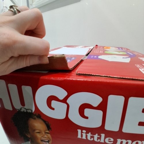 100PK HUGGIES LITTLE MOVERS HUGGFIT BABY DIAPERS WITH 360° WAISTBAND - SIZE 5 (MODEL: 5660200) image 3