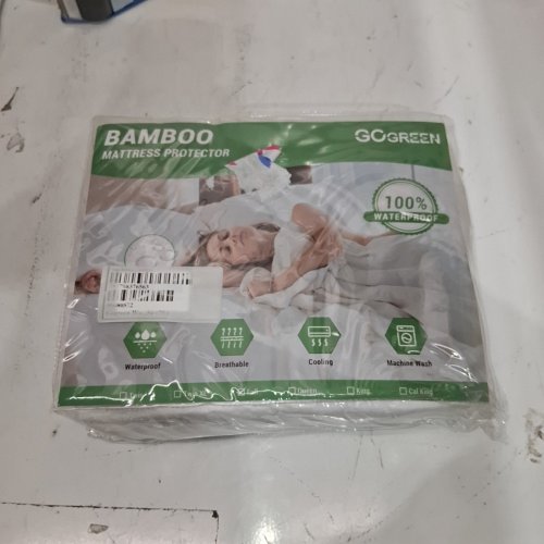 GOGREEN BAMBOO WATERPROOF MATTRESS PROTECTOR - FULL - WHITE/GREEN image 2