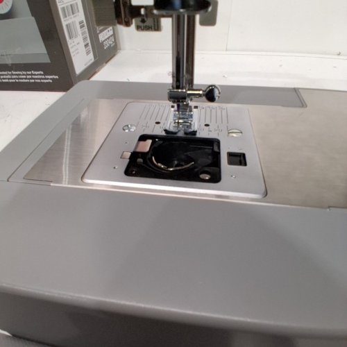 SINGER HEAVY DUTY SEWING MACHINE - GREY (MODEL: 4452) image 4