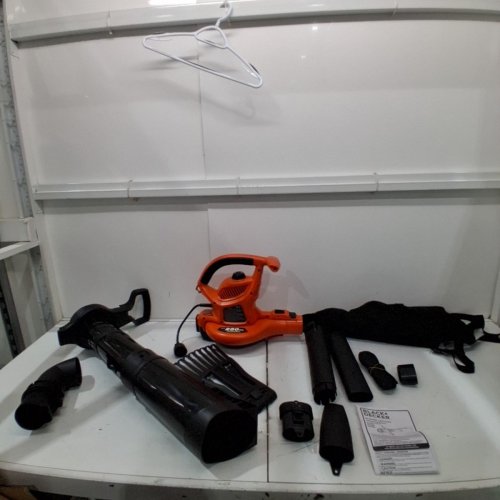 BLACK AND DECKER CORDED ELECTRIC LEAF BLOWER/VACUUM/MULCHER - 250MPH/12AMP - BLACK/ORANGE (MODEL: BV6600) image 2