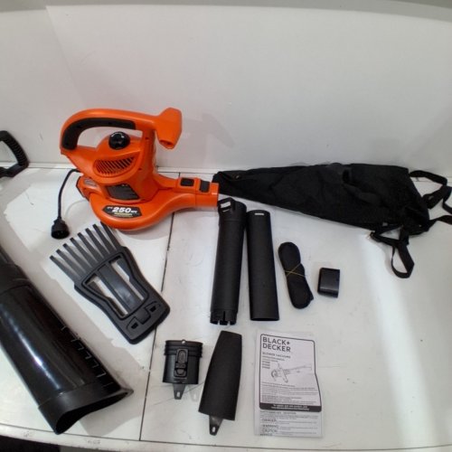 BLACK AND DECKER CORDED ELECTRIC LEAF BLOWER/VACUUM/MULCHER - 250MPH/12AMP - BLACK/ORANGE (MODEL: BV6600) image 3