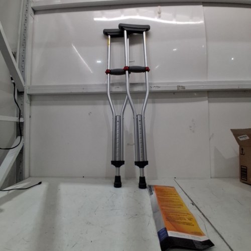 YOUTH'S MEDLINE GUARDIAN STANDARD ALUMINUM ADJUSTABLE CRUTCHES - 4'6" - 5'2" - ALUMINUM (MODEL: G92-214-8) image 2