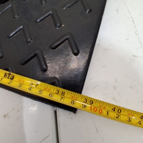 FOIRY RISE RUBBER CURB PORTABLE RAMP - 2" X 39" X 9.5" - BLACK image 2