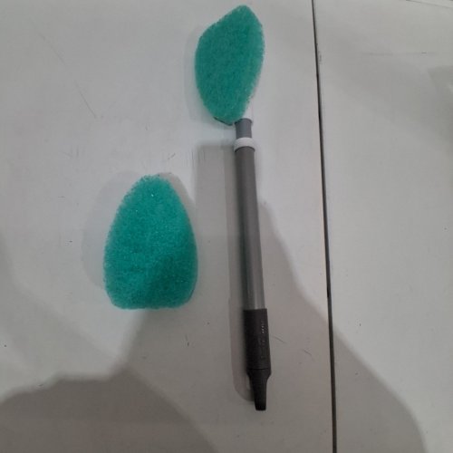 SCOTCH-BRITE EXTENDABLE NON SCRATCH REPLACEABLE HEAD TUB AND TILE SCRUBBER - 25" - LIGHT BLUE image 2