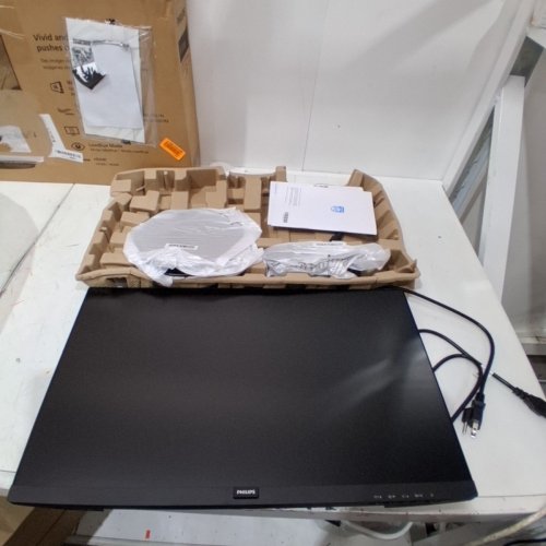 PHILIPS HD COMPUTER MONITOR - 24" 1080P 100HZ - BLACK (MODEL: 241V8LB/27) image 3