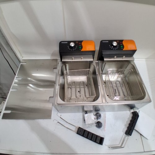 TANGME COMMERCIAL COUNTERTOP ELECTRIC STAINLESS STEEL DEEP FRYER WITH TEMPERATURE LIMITER - 12L/3400W - STAINLESS STEEL image 4