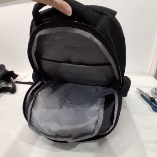 ROOTS LIGHTWEIGHT BACKPACK WITH 15.6 LAPTOP COMPARTMENT - 33 LITERS - BLACK (STYLE: 1896125) image 3
