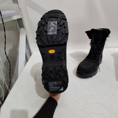 WOMEN'S UGG ADIRONDACK BOOT XXV - SIZE 13 - BLACK (STYLE: 1170591) image 3
