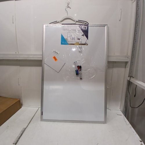 QUARTET MAGNETIC DRY ERASE BOARD WITH ALUMINUM FRAME - 24" X 36" (MODEL: 723230) image 2