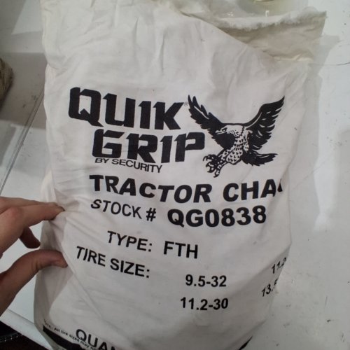 QUIK GRIP TRACTOR TIRE CHAINS - 9.5-32 / 11.2-30 (MODEL:QG0838) image 2