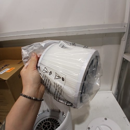LEVOIT CORE 300 HEPA FILTER AIR PURIFIER WITH BLUETOOTH COMPATIBILITY - WHITE (MODEL: CORE 300S) image 4