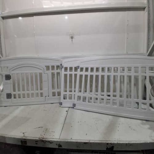 GUPAMIGA PLASTIC 4-PANEL PET PLAYPEN WITH FOLDABLE GATE DOOR - 33.5" X 33.5" - WHITE (MODEL: PPW-WHITE) image 2