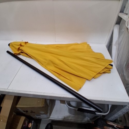 HOMETRENDS ROUND PUSH UP UMBRELLA - 7.5FT - YELLOW image 3