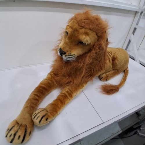 MELISSA AND DOUG GIANT LION STUFFED LIFELIKE ANIMAL - (MODEL: ‎2102) image 2