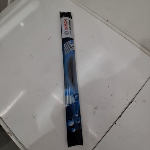 BOSCH CLEAR ADVANTAGE REPLACEMENT WIPER BLADE - 24" - BLACK (MODEL: 24CA) image 4