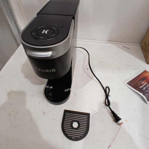 KEURIG K-SLIM SINGLE SERVE COFFEE MAKER - BLACK (MODEL: K900) image 2