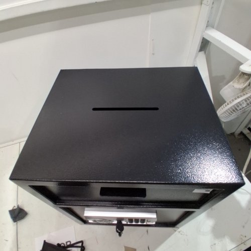 VEVOR ELECTRONIC SAFE BOX - 17.71" X 11.81" X 13.77" - BLACK (MODEL: SS-450 L) image 8
