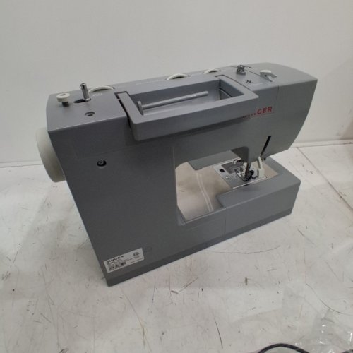 SINGER 4423 HEAVY DUTY SEWING MACHINE (MODEL: 4423) image 5