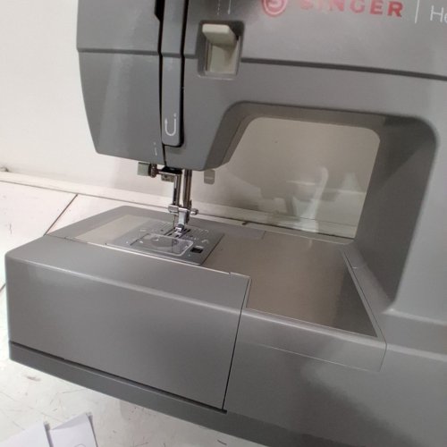 SINGER HEAVY DUTY SEWING MACHINE WITH EXTENSION TABLE & ACCESSORY KIT - STRONG MOTOR WITH ENHANCED PIERCING POWER, 110 STITCH APPLICATIONS, FULL METAL FRAME, 1-STEP BUTTONHOLE & LED LIGHT - GREY (MODEL: HD6380M) image 6