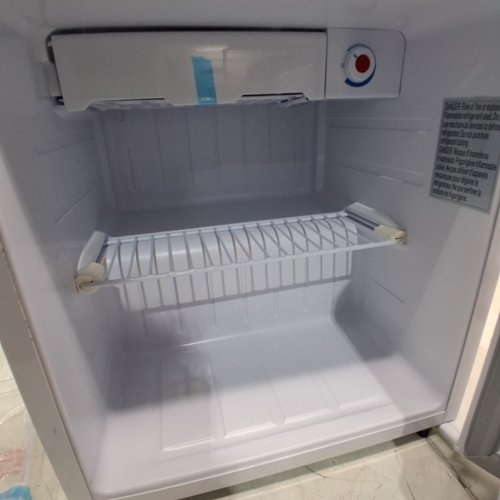 DANBY 1.6 CU. FT. COMPACT REFRIGERATOR - WHITE (MODEL: DCR016A3WDB) image 4