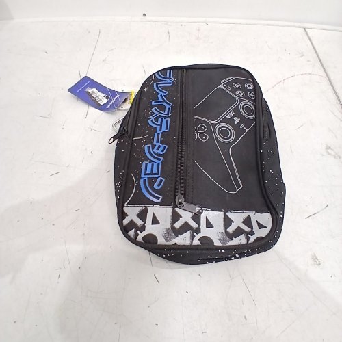 PLAYSTATION OFFSET ZIPPER SLING BAG - BLACK (ITEM: YNWB0001TG) image 6