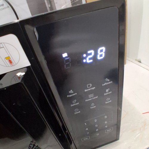 CHEFMAN COUNTERTOP MICROWAVE OVEN WITH CHILD SAFETY LOCK - 0.9 CU.FT 900W - BLACK (MODEL: RJ55-9-V2-CA) image 2