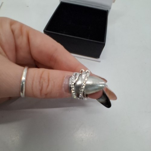 1PR WOMENS CATE & CHLOE DIAMOND CROSSOVER HOOP EARRINGS - SILVER TONE image 3