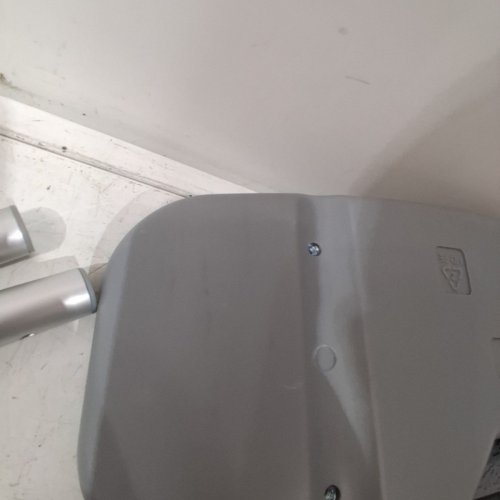 MEDLINE GUARDIAN BATH CHAIR WITH BACK & ARMS - 350LBS CAP - GREY (MODEL: G2-100KHX1) image 3