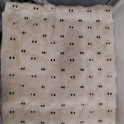 HALLOWEEN EMBROIDERED FAUX FUR THROW BLANKET - 60" X 70" - CREAM/GHOSTS (MODEL: 1901555) image 2