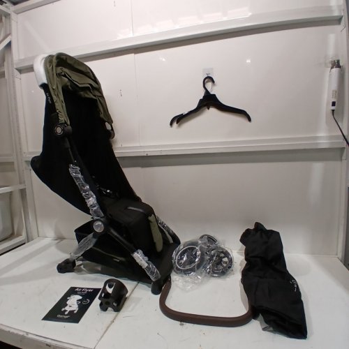 GROMAST AIR FLYER RAVEL STROLLER WITH AUTO-FOLD - BLACK AND OLIVE GREEN - (MODEL:F7) image 3