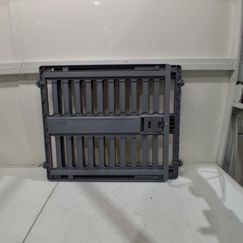 IRIS USA PORTABLE TWIST-TO-LOCK EXPANDABLE PET GATE - 24"-39 - GREY image 2