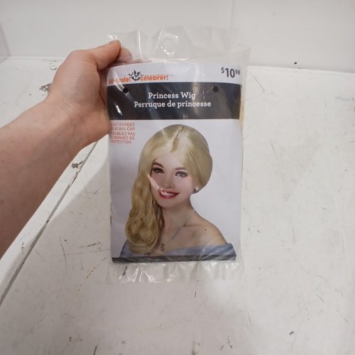 WOMEN'S WAY TO CELEBRATE PRINCESS WIG - OSFM - BLONDE image 2