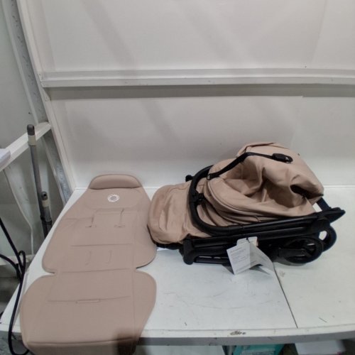 BUGABOO BUTTERFLY EASY FOLD STROLLER - UP TO 50LBS - DESERT TAUPE (MODEL:100526003) image 2